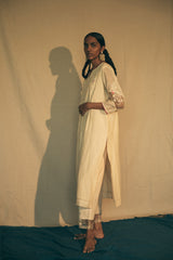 Pearls of White Kurta Set