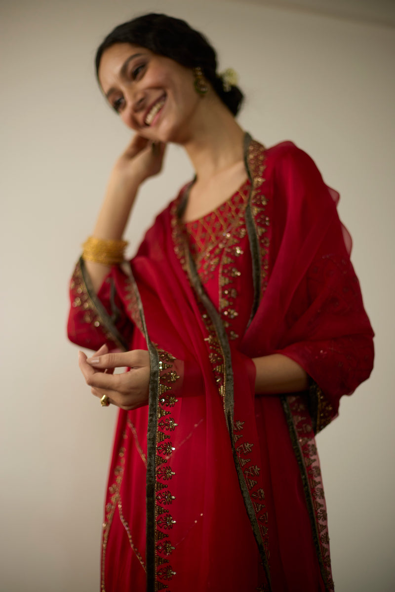 Red Diya Dupatta