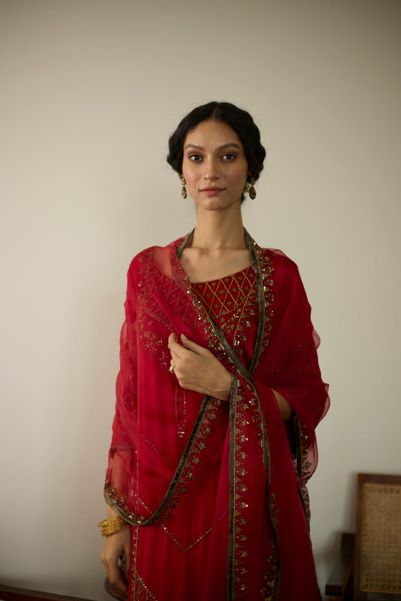 Red Diya Dupatta