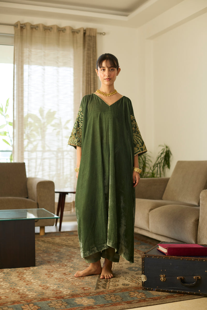 Green Makhmal Kaftan set