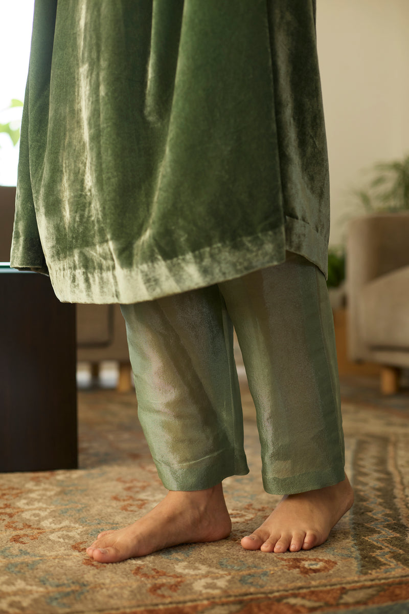 Green Makhmal Kaftan set