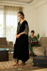 Black Makhmal Kaftan set