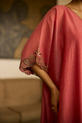 Pink Sabr kaftan