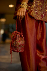Red Nimrat set