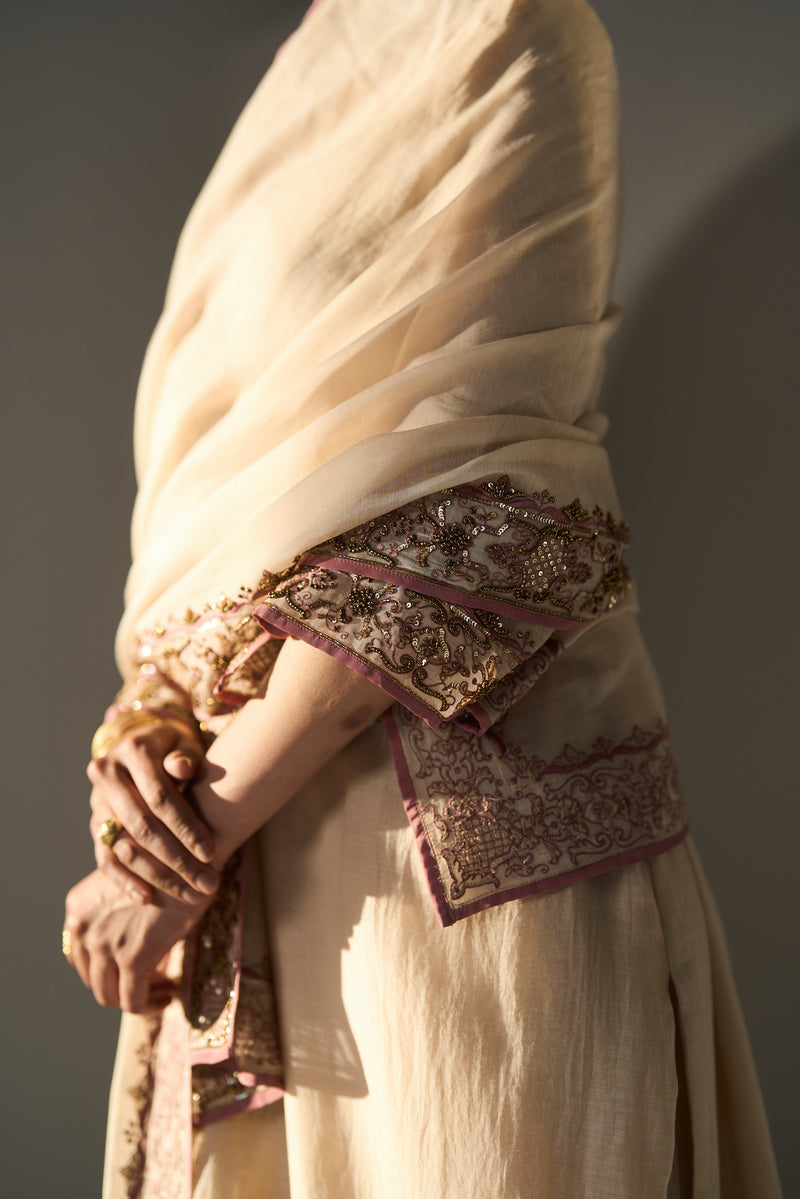 Cream Pavit Dupatta